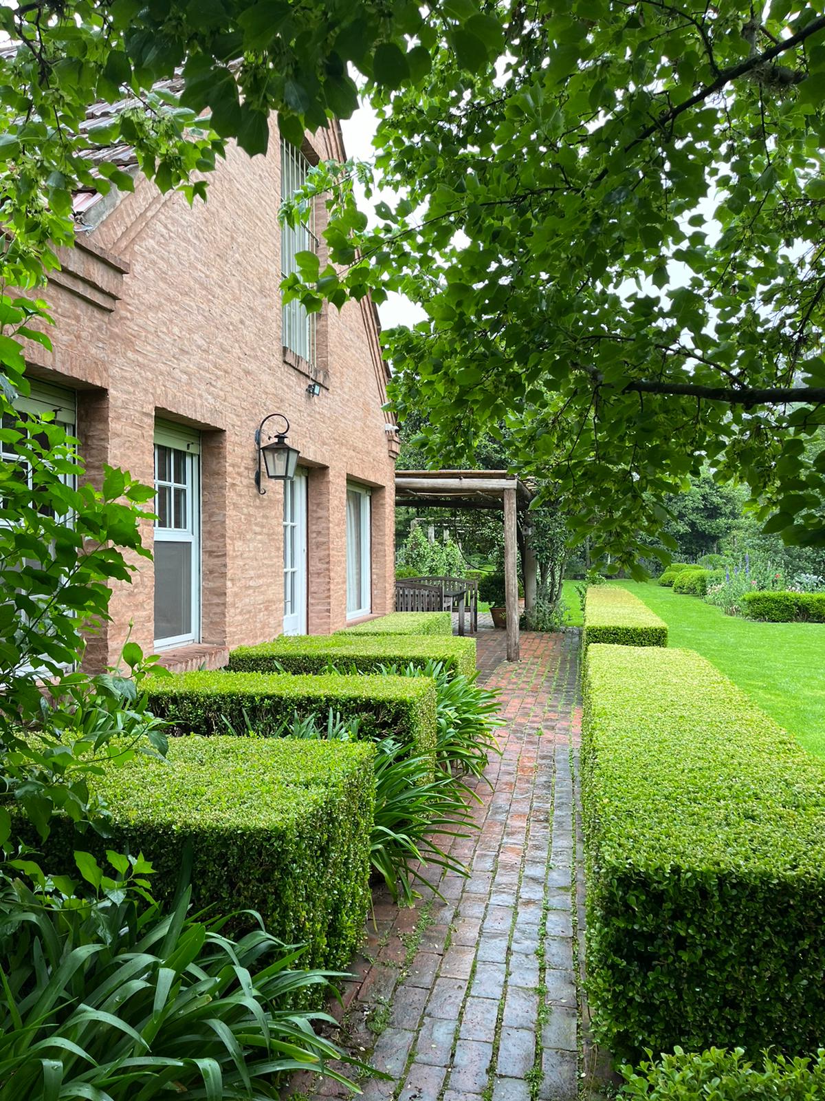 JARDINES DE AUTOR EN BUENOS AIRES